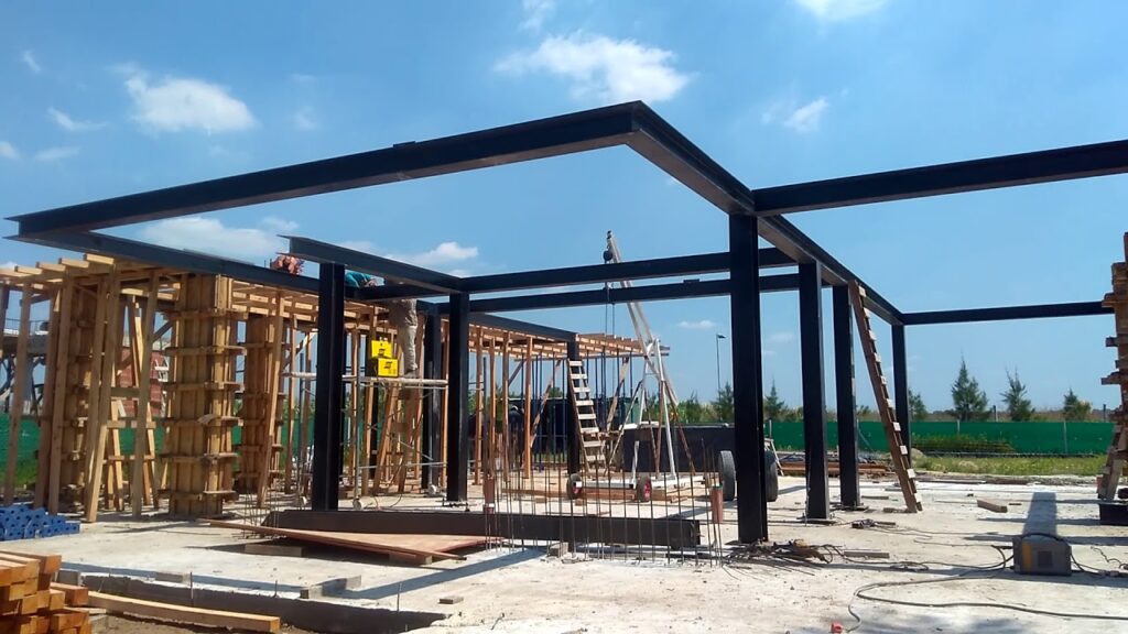 Estructura pesada en fachada